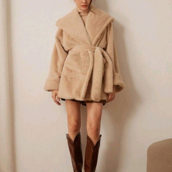 Retro Style Fluffy Trim Fashion Waist Belt Jacket, Winter Outerwear Faux Jacket - Picture 2 of 5